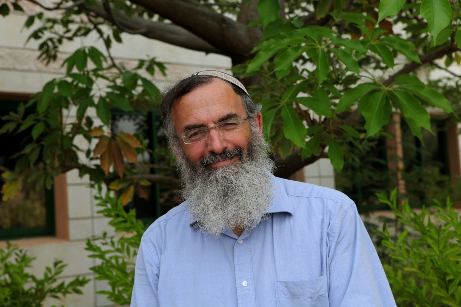Moderate Orthodox Rabbi Throws Kippa Into Ring for Chief Rabbinate ...