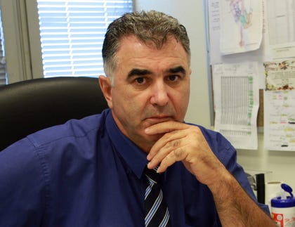 יו"ר הוועד, מאיר אסור. צילום: גיל כהן מגן מאיר אסור