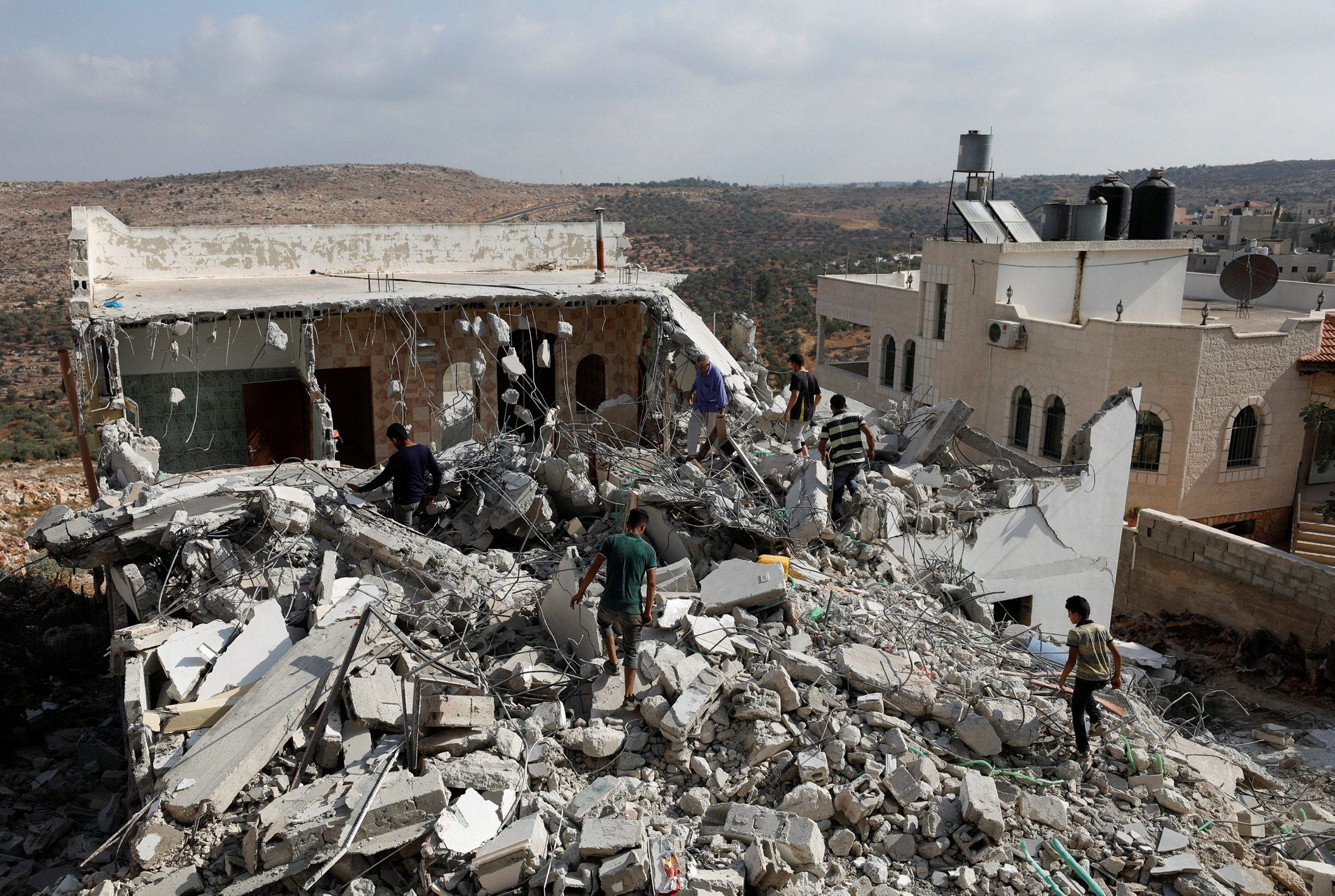 Israeli Army Demolishes West Bank Homes of Palestinian Attackers ...