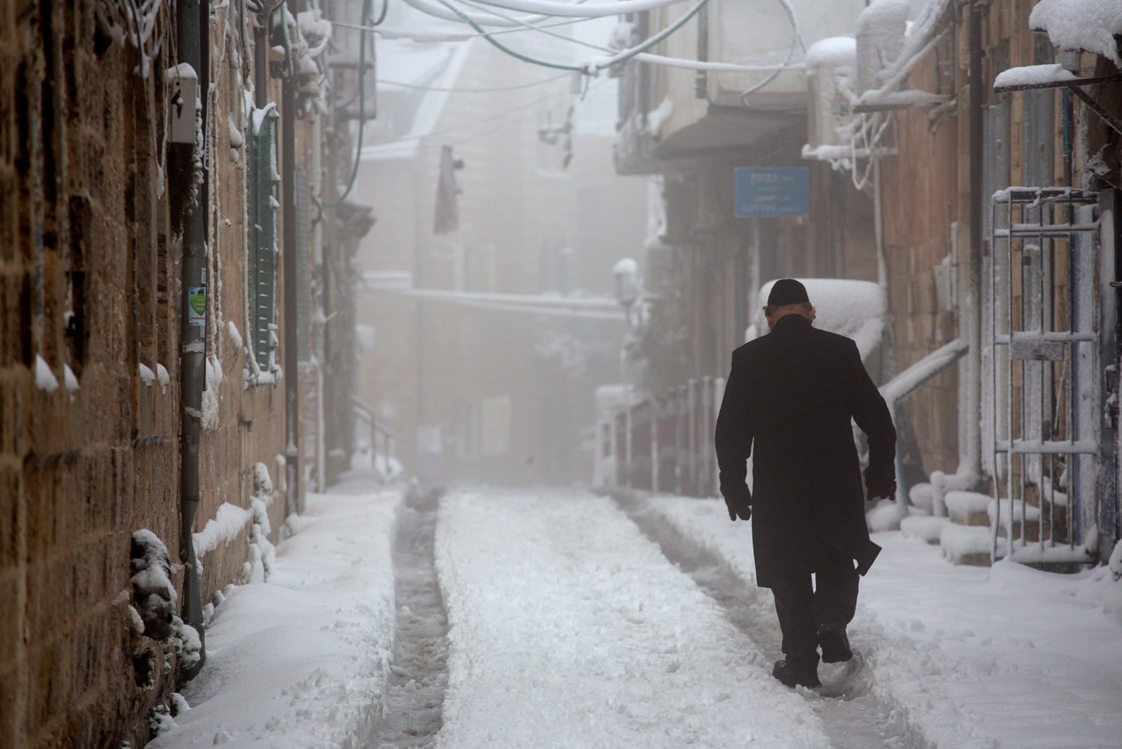 Israel Braces for Heavy Snowfall, Storms in Jerusalem and North ...