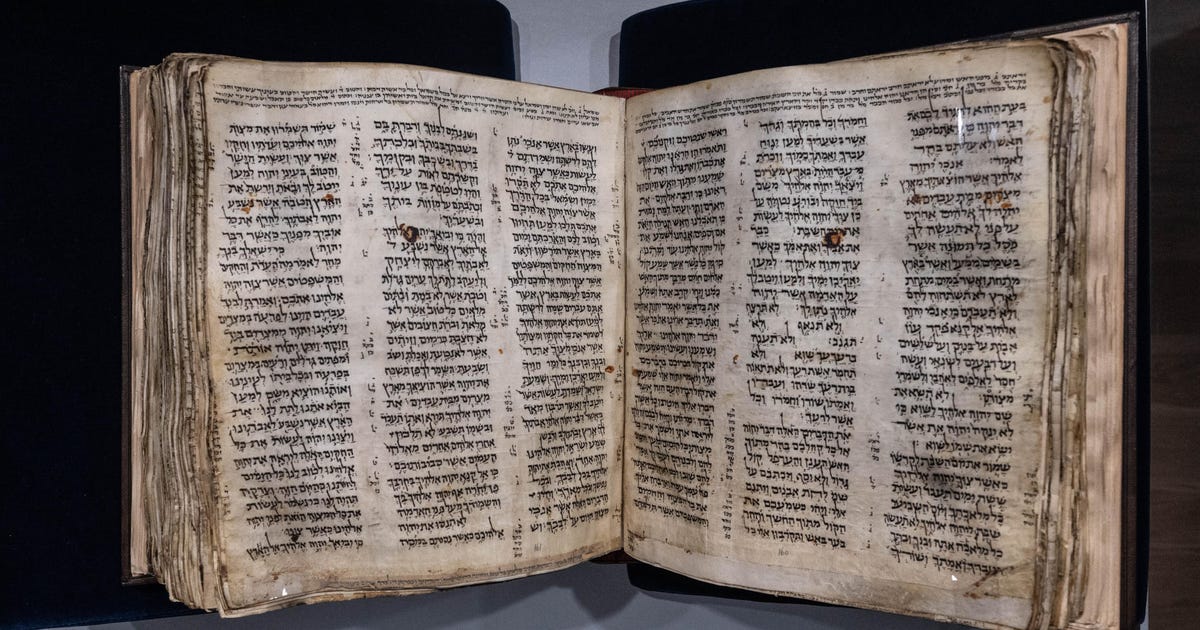 The Oldest Most Complete Hebrew Bible Arrives in Israel - Israel News - Vimarsana News