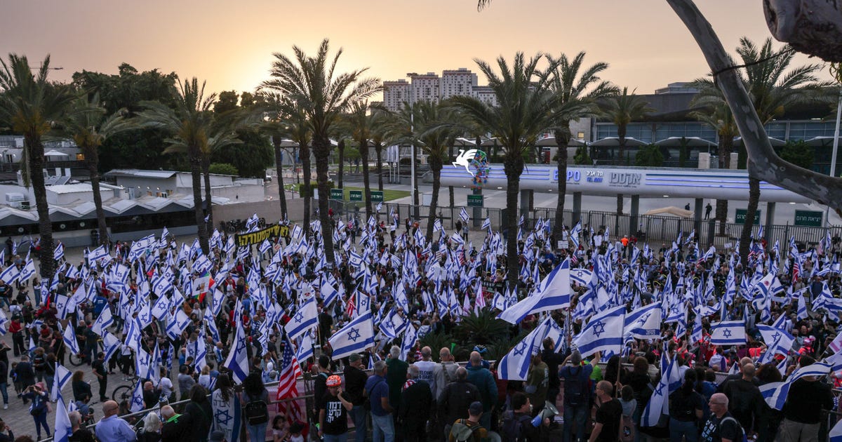 Thousands of Israeli Anti-overhaul Protesters Demonstrate Outside Major U.S. Jewish Confab in Tel Aviv - Israel News - Vimarsana News