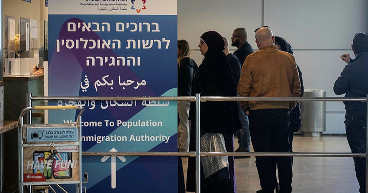 Israel Extends Visas, Eases Employment Restrictions for Ukrainian Refugees - Israel News - Vimarsana News