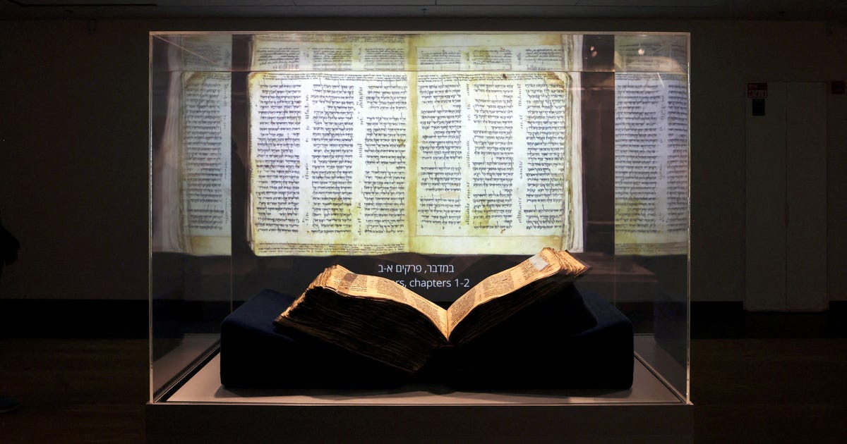 World's Oldest Near-complete Hebrew Bible Sells for $38.1 Million - Jewish World - Vimarsana News