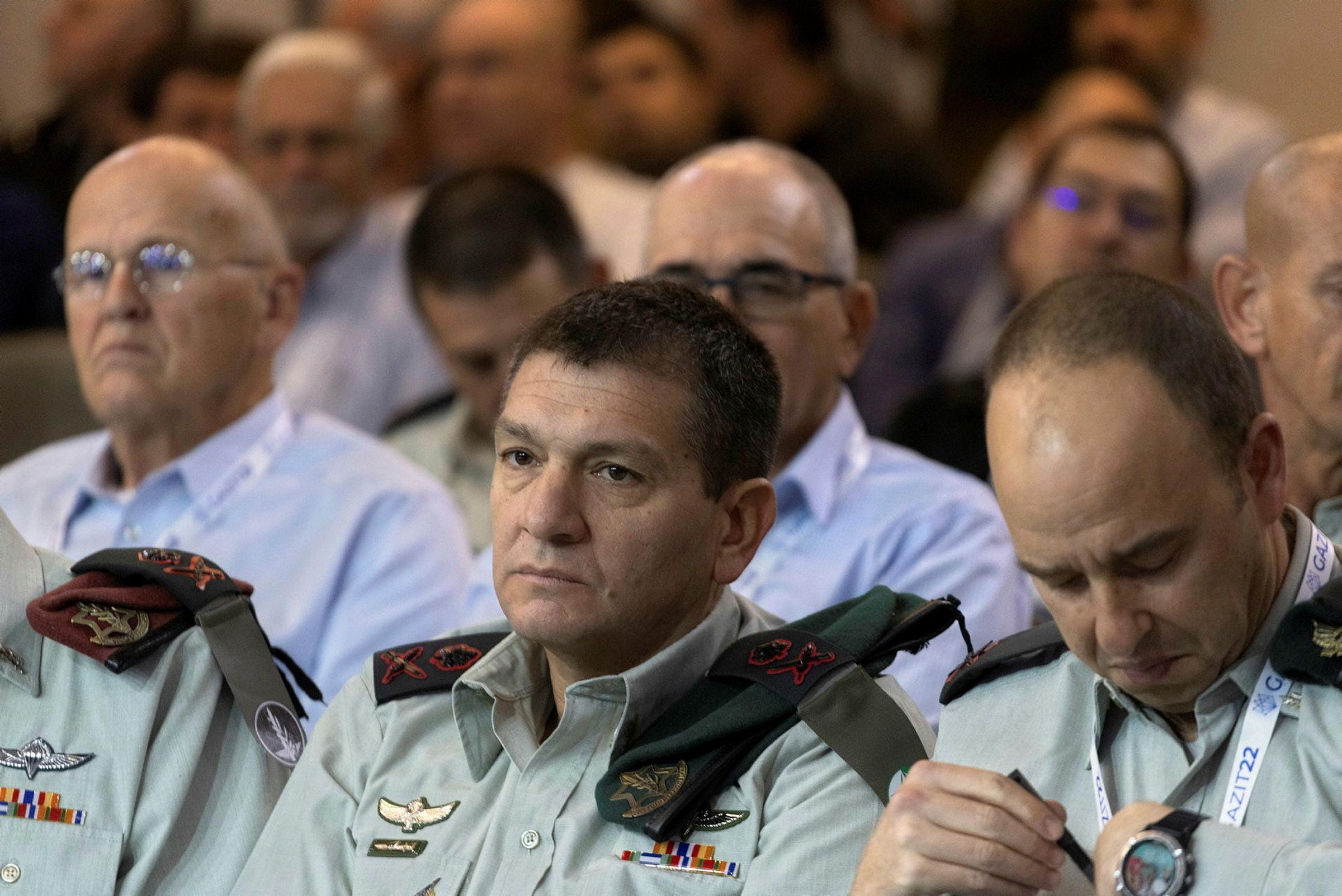 אהרון חליוה, ההפיכה היא גם עניין ביטחוני. למה אתה שותק? - דעות - הארץ