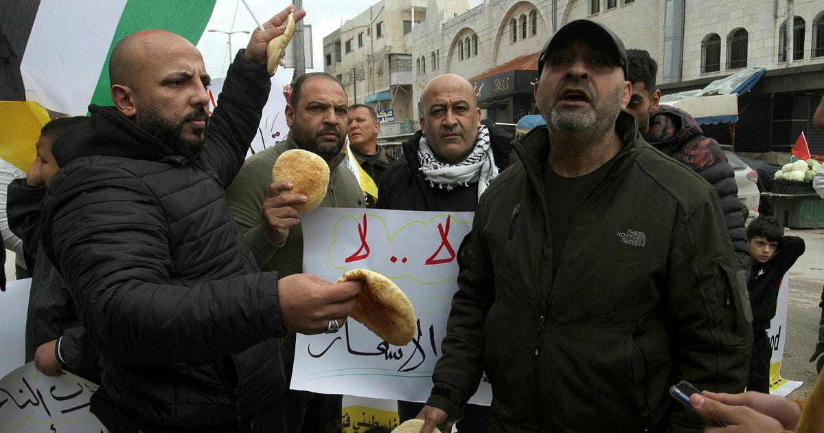 Israel's Protests Spark New Debate: Should Palestinians Protest in the West Bank and Gaza? - Israel News - Vimarsana News