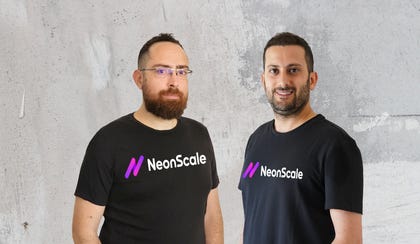 ערן בן-צור וליאור שיינברגר: היזמים מאחורי NeonScale. ערן בן-צור וליאור שיינברגר: היזמים מאחורי NeonScale