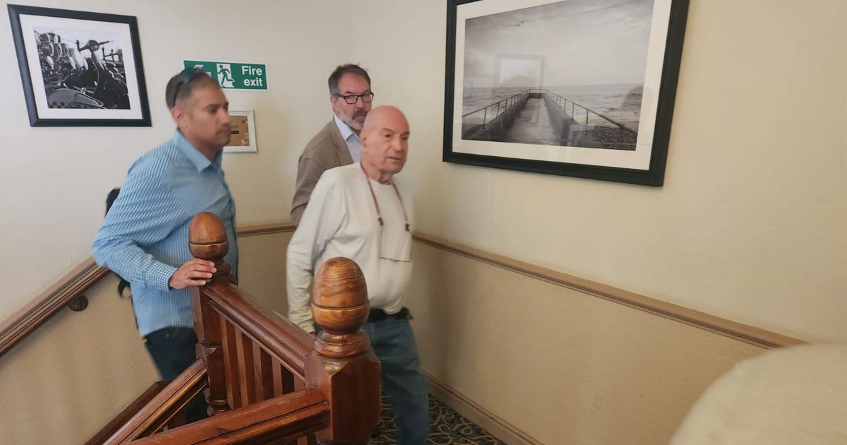 Netanyahu's Corruption Trial Goes Global: Hollywood Mogul Arnon Milchan Testifies in U.K. - Israel News - Vimarsana News