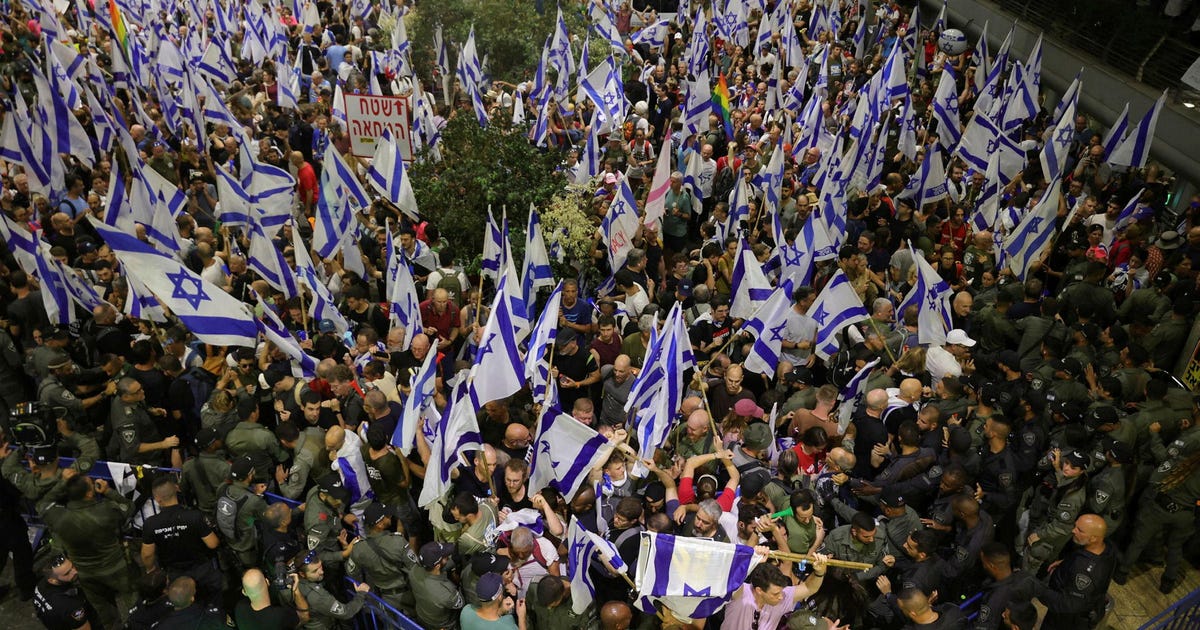 Dozens Arrested as Anti-coup Protesters Swarm Israel's Ben-Gurion Airport - Israel News - Vimarsana News