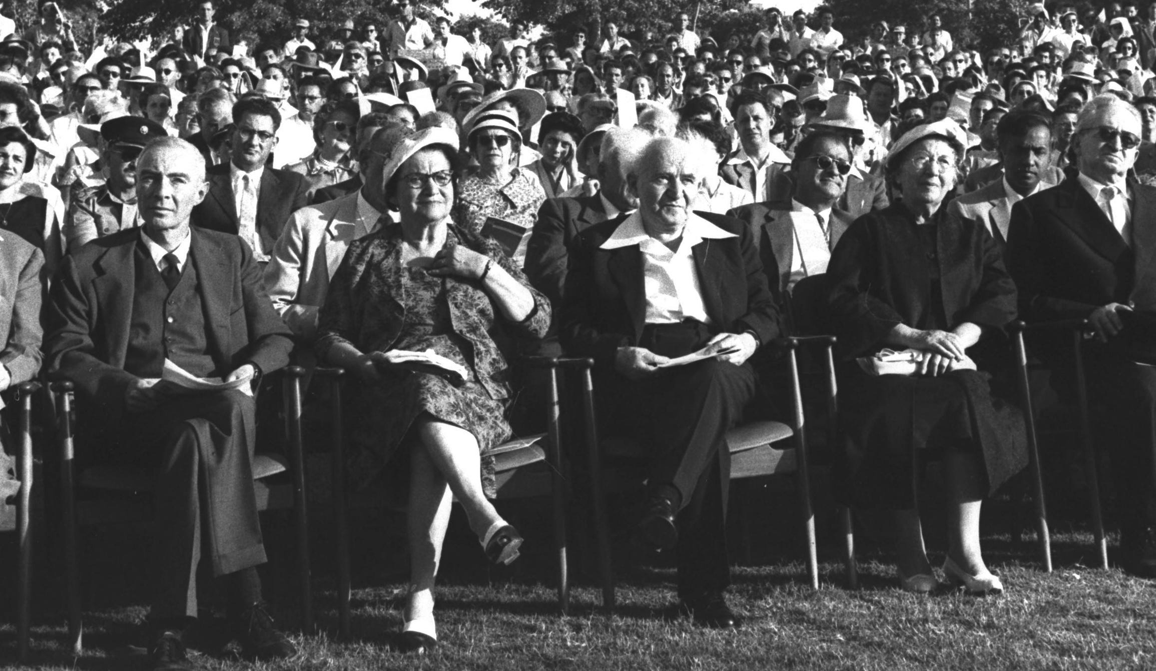 The Time Oppenheimer Met Ben-Gurion to Discuss Israel's Nuclear Quest - Israel News - Vimarsana News