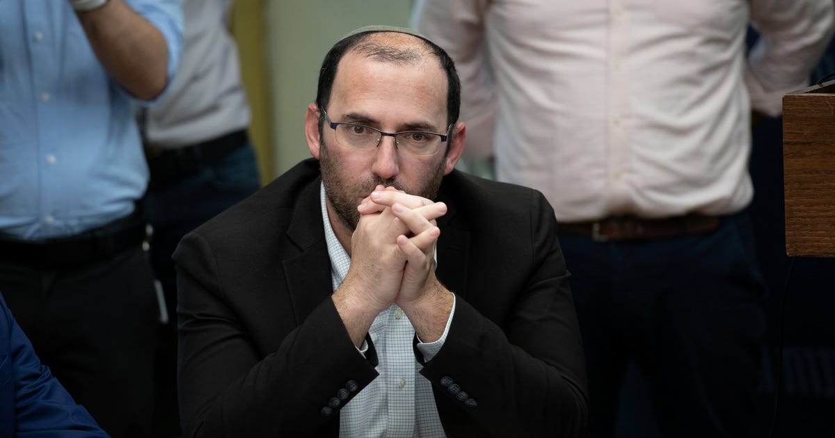 Dozens of Israeli Judges Find on Their Desk Book Authored by Judicial Overhaul Architect's Aide - Israel News - Vimarsana News