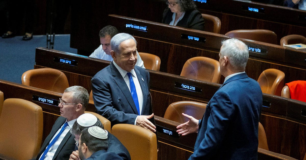 Netanyahu and Gantz Agree on Formation of Emergency Gov't During War With Hamas - Israel News - Vimarsana News