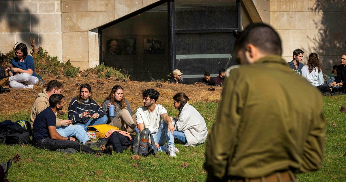 Juggling Military Duty and Property Law: IDF Reservist Students Struggle to Keep Up - Israel News - Vimarsana News