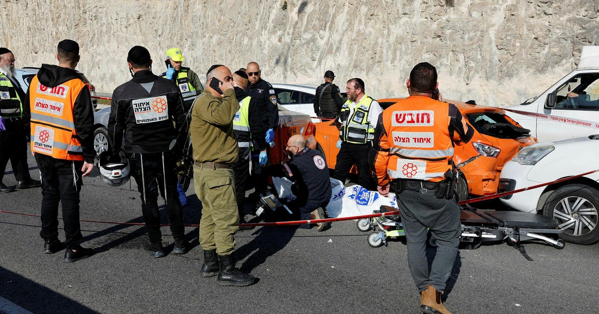 One Killed, 10 Wounded in Shooting Attack at West Bank Checkpoint - Israel News - Vimarsana News