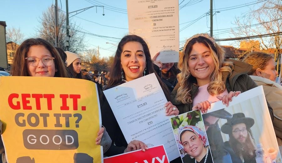 'Call Your Rabbi, Husband': Why These ultra-Orthodox New York Women Are on a 'Sex Strike' - Jewish World - Vimarsana News