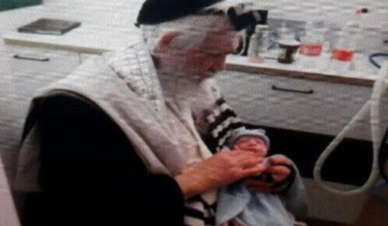 Israeli Mom, 57, and Dad, 88, Welcome Newborn: Has Israel's Fertility Treatment Craze Gone Too Far? - Science & Health - Vimarsana News