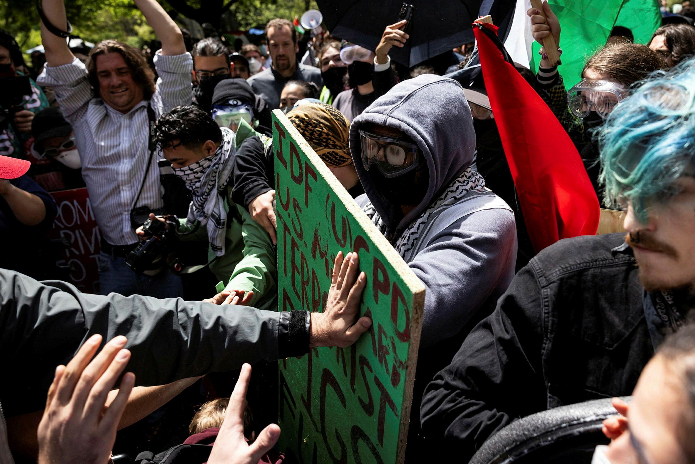Report: U.S. Tells Qatar to Expel Hamas Leaders if They Refuse Cease-fire Deal - Israel News - Vimarsana News