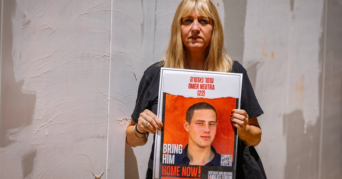 Tante der Geisel: „Alle Israelis wissen, dass wir der US-Regierung mehr ...