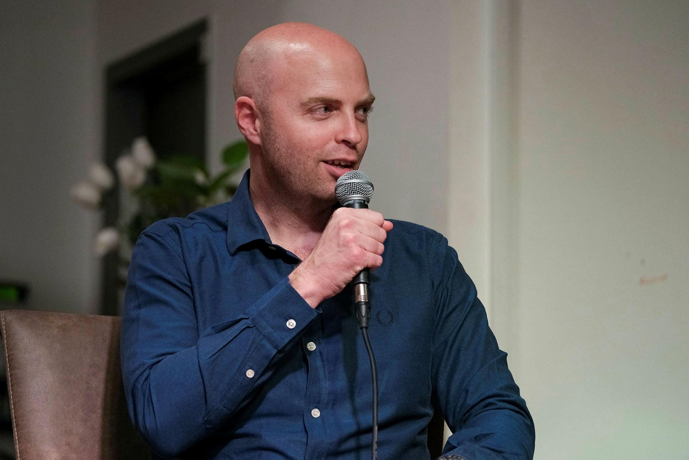 Amir Tibon.