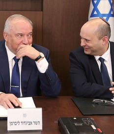בנט וליברמן בימי ממשלת השינוי. כל השחקנים הפוליטיים הפגינו שם בגרות יוצאת דופן