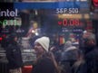 למדדים כמו S&P 500 כבר אין קשר למציאות. אפילו לזו שבשוק המניות