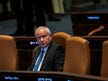דיכטר לא בלט בכלום ונכנע לחקלאים. טוב שנשאר בחוץ