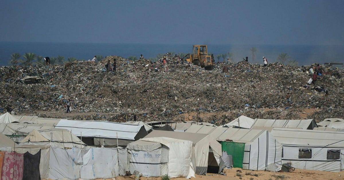 Man Killed in Israeli Drone Strike on Home in Central Gaza, Medical Sources Say