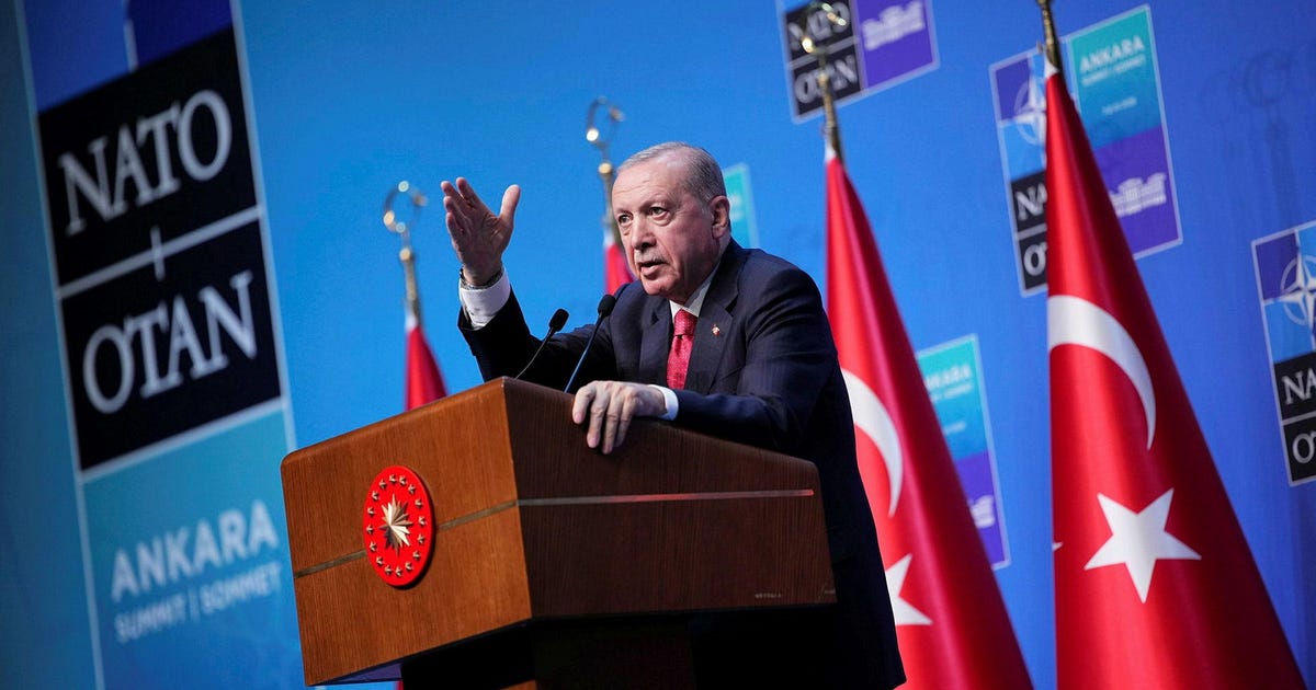Attacking Erdogan or Clinging to the Status Quo? Israel's Turkey Paradox