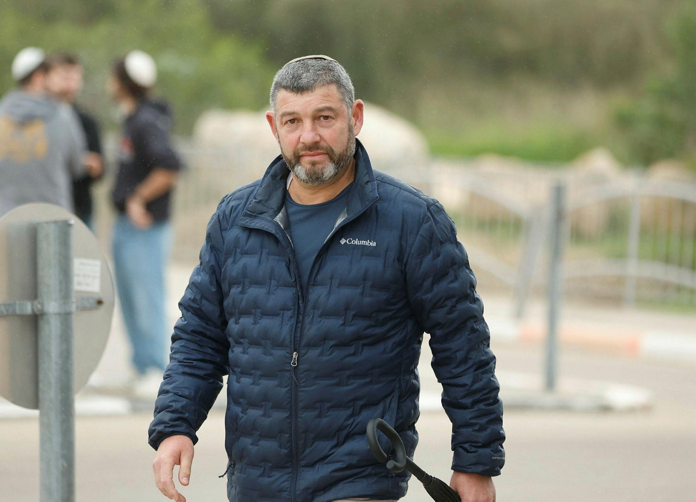 נפטר
ההלוויה של אשר פרוספר חיון ראש הסגל של נתניהו לשעבר

צילום: נימרוד גלוקמן לבקשת הצלם ללא קרדיט

עופר וינטר