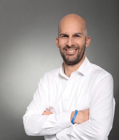 טל גבע, סמנכ״ל לקוחות ושירות אמישראגז | צילום: יח"צ