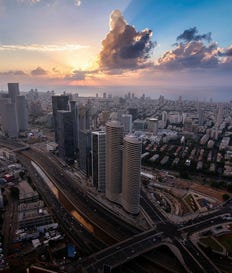 תל אביב. צילום: Roofsoldier/Shutterstock תל אביב