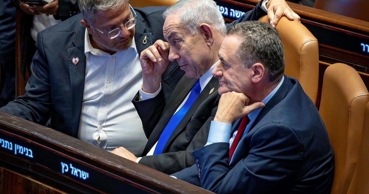 As Netanyahu eyes centrist voters, Ben-Gvir hopes to become champion of the right