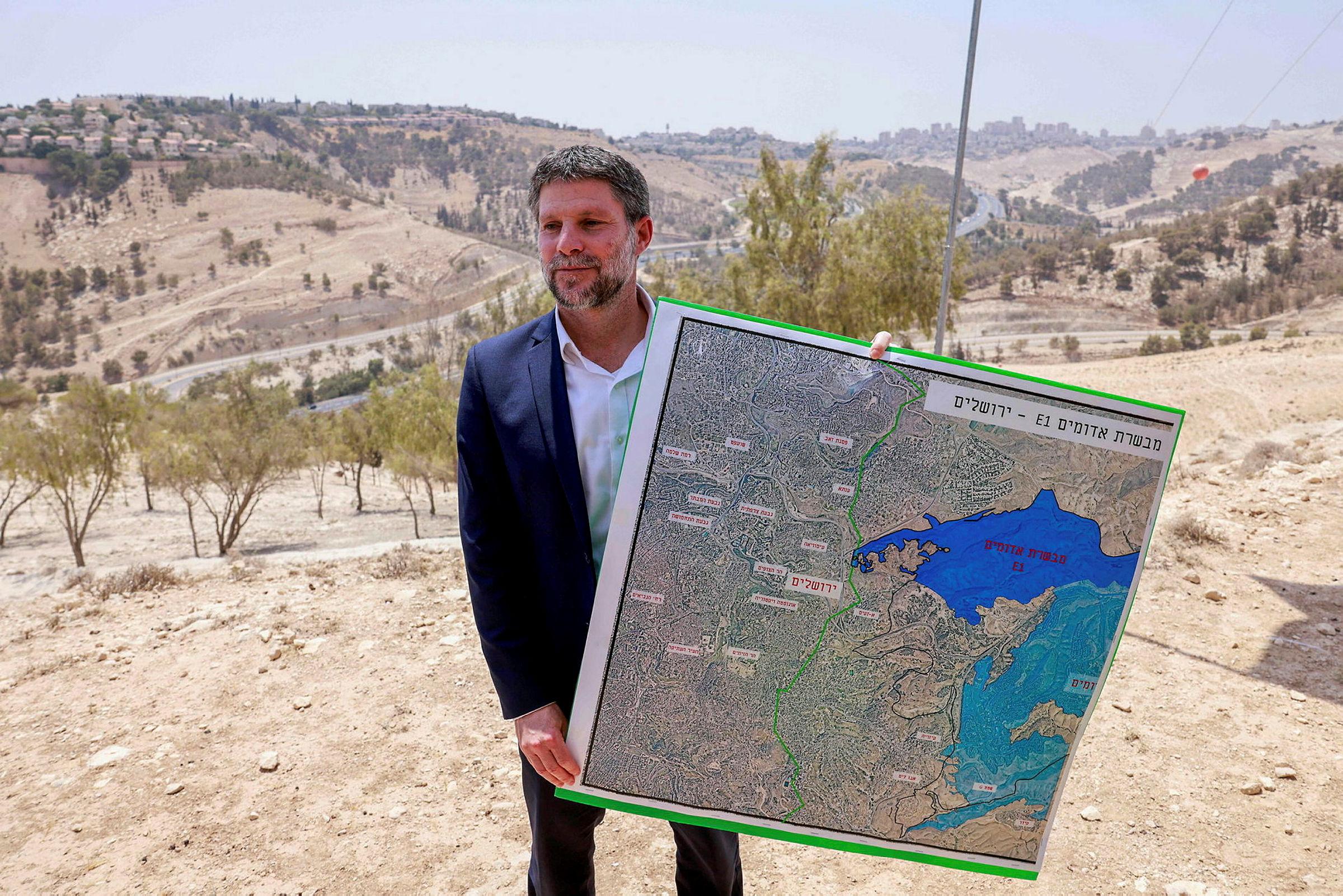 Israel nearly triples E1 settlement project with tender for 2,167 new houses; rights group says plan endangers future Palestinian state