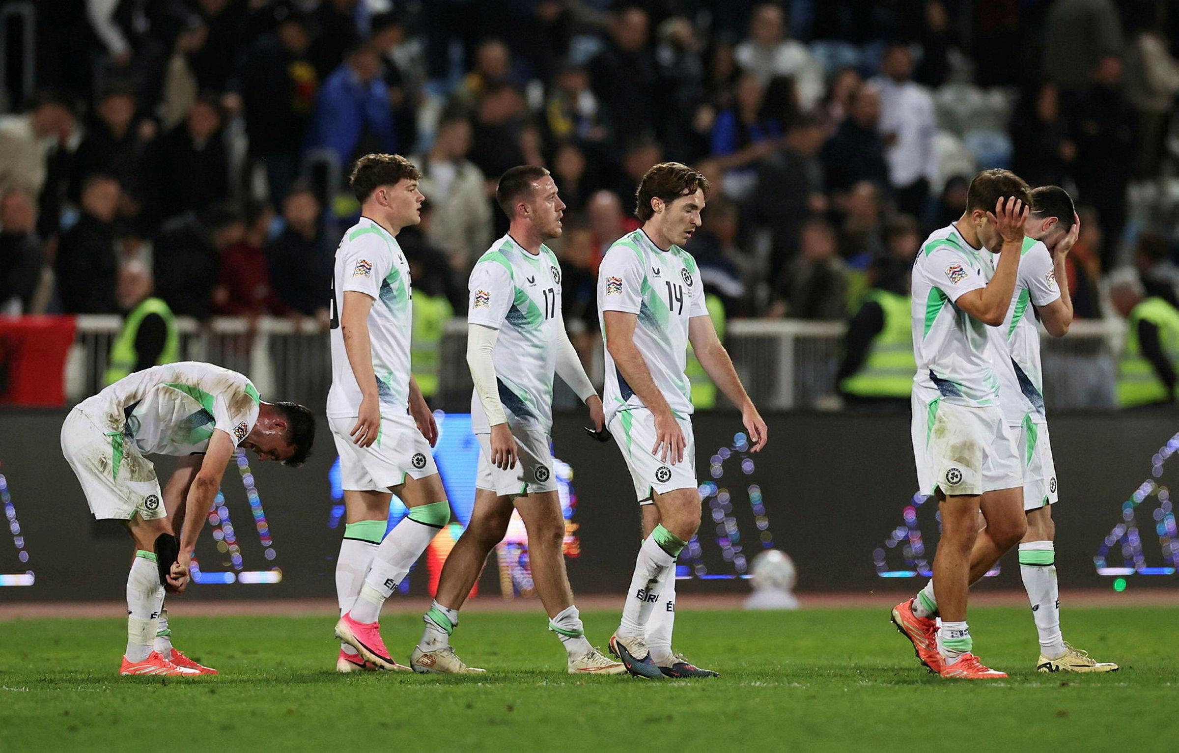 選手支給品 イスラエルスタートアップネーション アイルランドチャンプバンド The Price Ireland's Soccer Players Will Have to Pay to Play