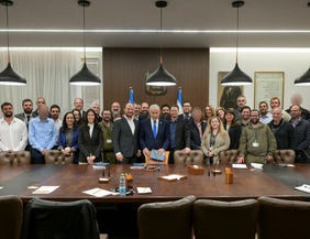 Participants and alumni of the Churchill Program are hosted by Netanyahu.