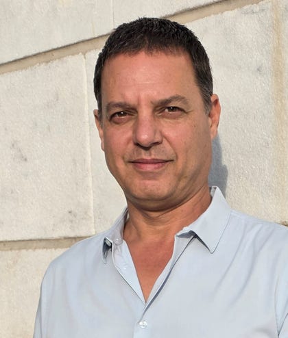 אסא אנדר | צילום: אירה לוגובוי. אסא אנדר | צילום: אירה לוגובוי