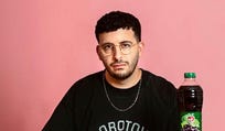 עומר קולי. "אני לא דמות. זה אני, עם הקצנה של איזה עשר מעלות"