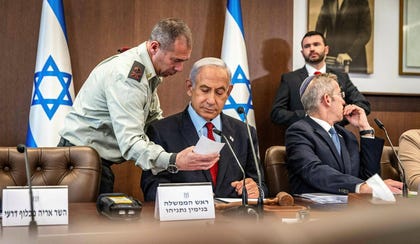 נתניהו וגיל בישיבת ממשלה, ינואר 2023