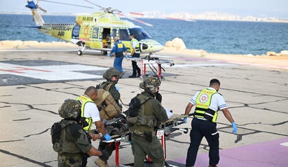 פצועים מפונים לבית החולים רמב"ם, היום