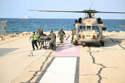 פצועים מפונים לבית החולים רמב"ם, אתמול