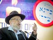 בעקבות מכתב הרבנים מגוש עציון, הרב דב ליאור מבהיר: מותר למסוק זיתים של פלסטינים