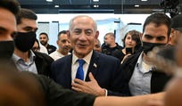 Prime Minister Benjamin Netanyahu visits a shopping center in Yokne'am on Sunday. Credit: Rami Shllush Prime Minister Benjamin Netanyahu visits a shopping center in Yokne'am on Sunday.