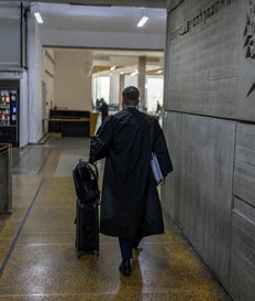 השעות שהבינה המלאכותית חוסכת לא נחשבות זמן עבודה של עורך הדין, והלקוח הוא זה שיהנה מהחיסכון. צילום: איתי רון השעות שהבינה המלאכותית חוסכת לא נחשבות זמן עבודה של עורך הדין, והלקוח הוא זה שיהנה מהחיסכון